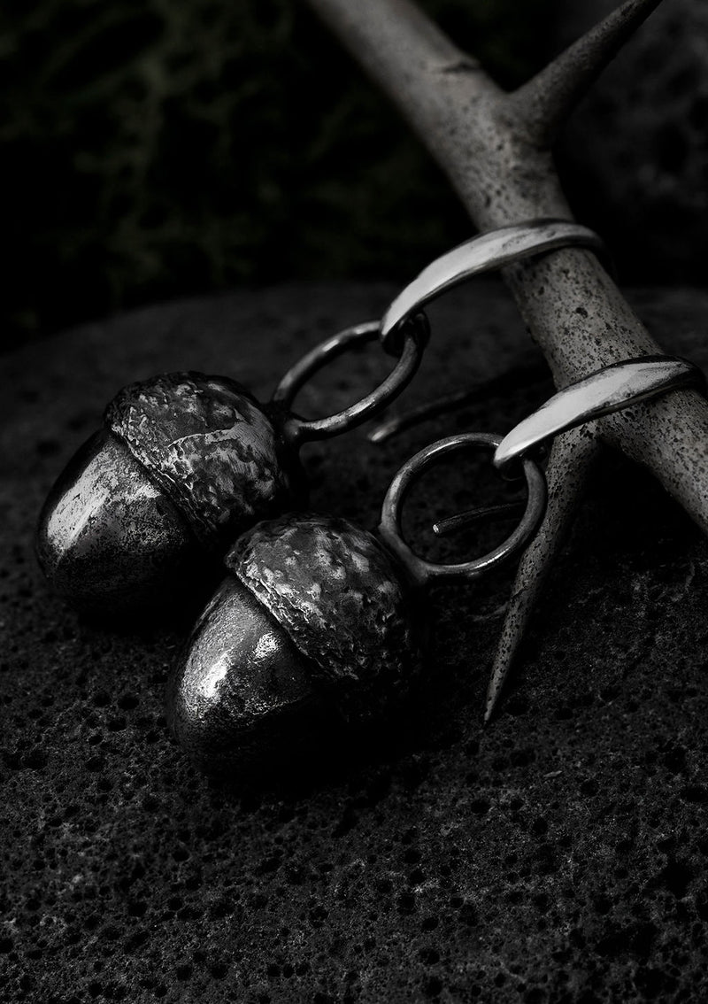 Nàdair - Acorn dangle earrings in solid sterling silver