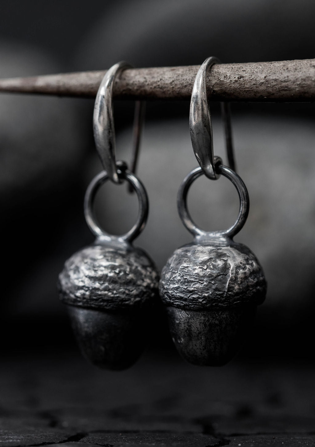 Nàdair - Acorn dangle earrings in solid sterling silver