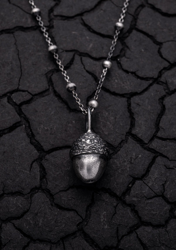 Draoidh - Acorn necklace in solid sterling silver