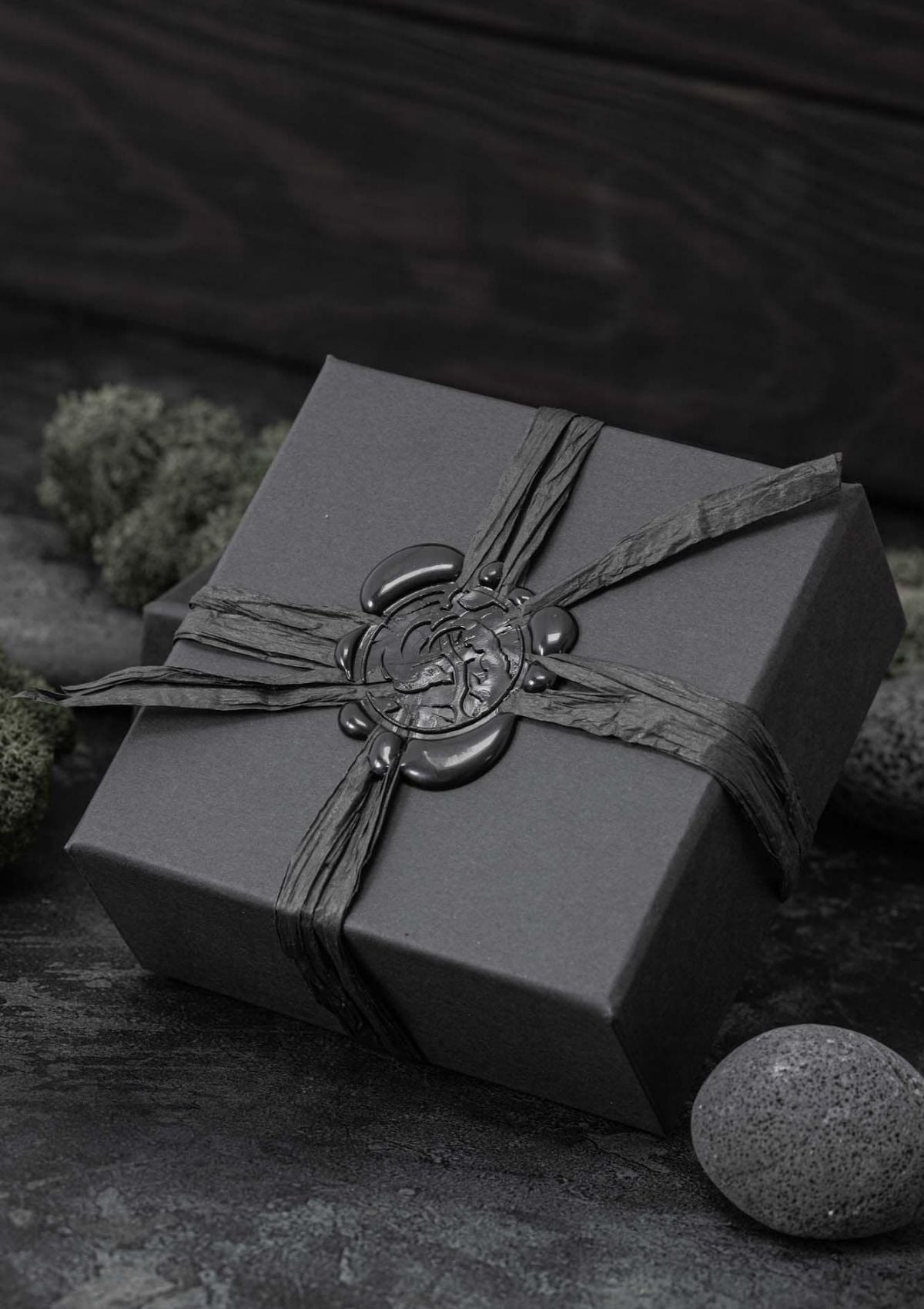 Nàdair - Acorn dangle earrings in solid sterling silver