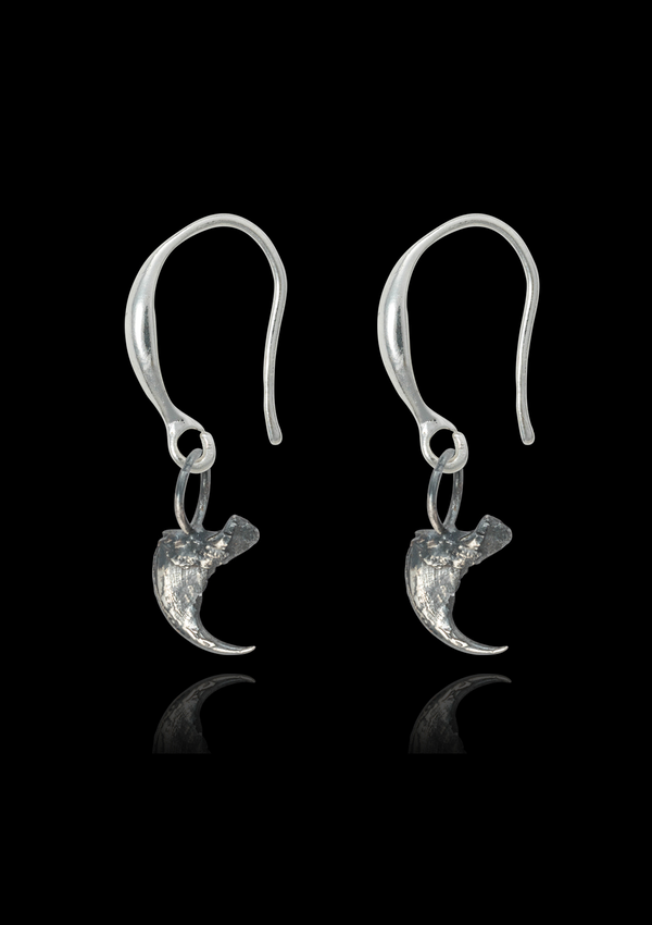 Clea - Silver cat claw earrings in solid sterling silver