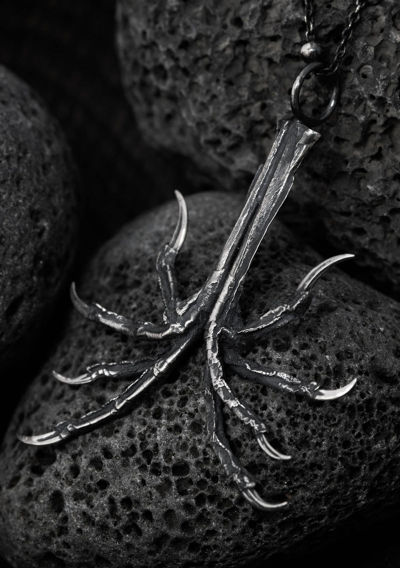 Hugiz - Dual Blackbird talon necklace in solid sterling silver