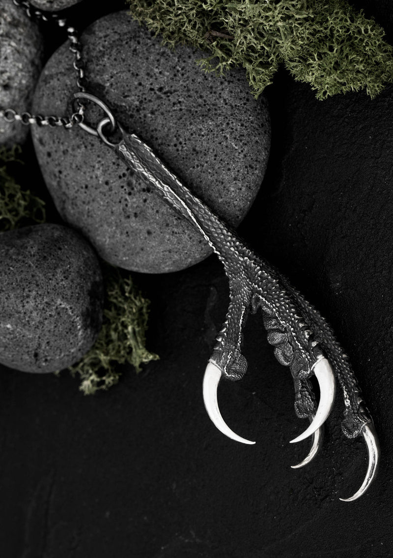 Veðrfölnir - Hawk talon necklace in solid sterling silver
