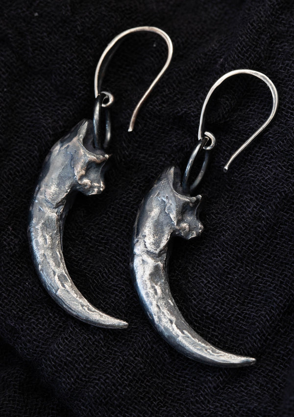 Myrkr - Owl talon dangle earrings in solid sterling silver