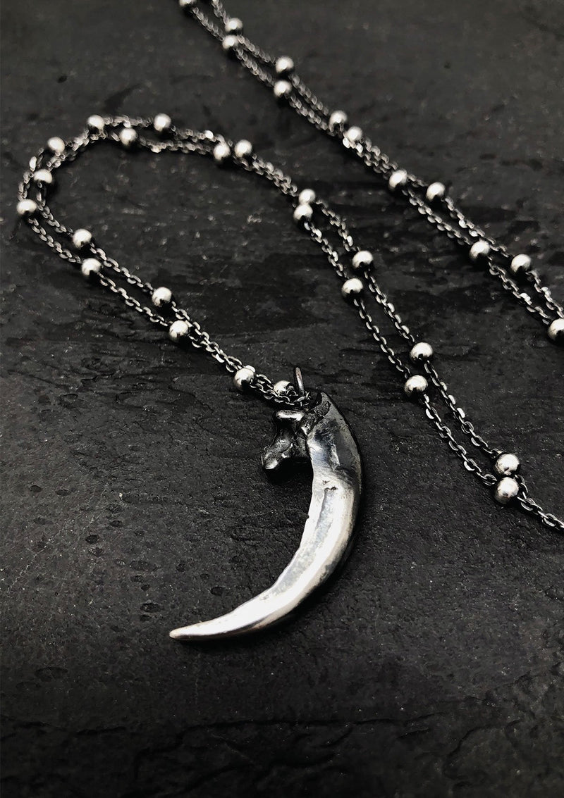 Forni - Raven claw pendant in solid sterling silver - Thorn & Claw Jewellery 