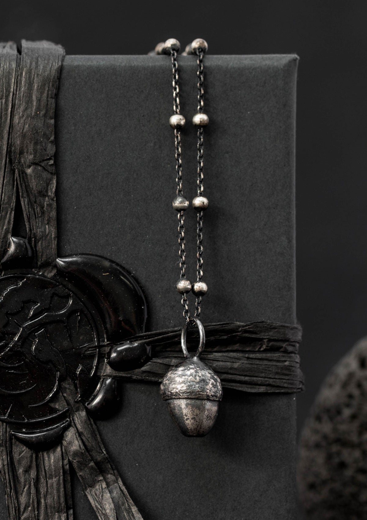 Draoidh - Acorn necklace in solid sterling silver